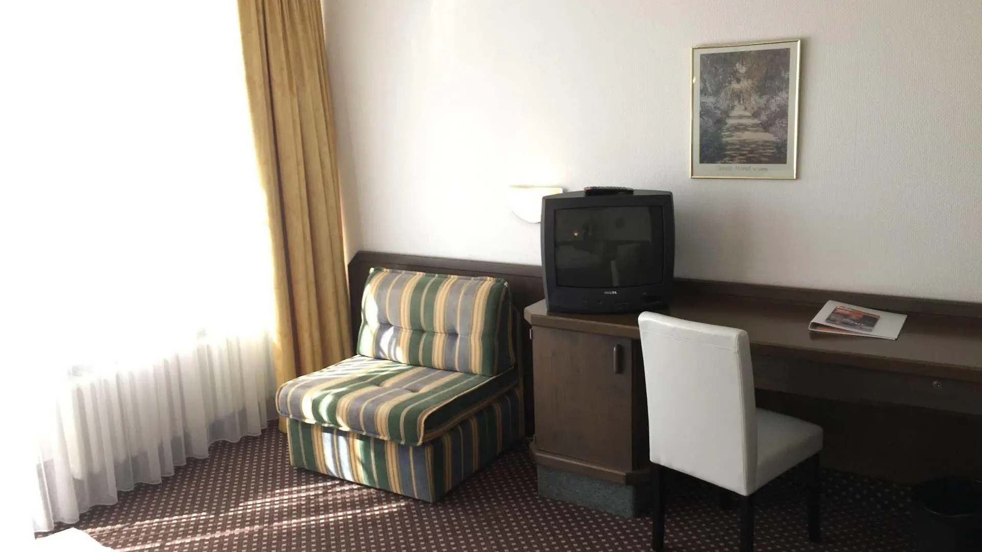 Terminal Hotel Koeln 3*, Cologne